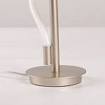 Настольная лампа белым изогнутым плафоном на круглой подставке Luke Lampco Tracer Lamp варинант исполнения - 11 | Loft Concept в Саратове