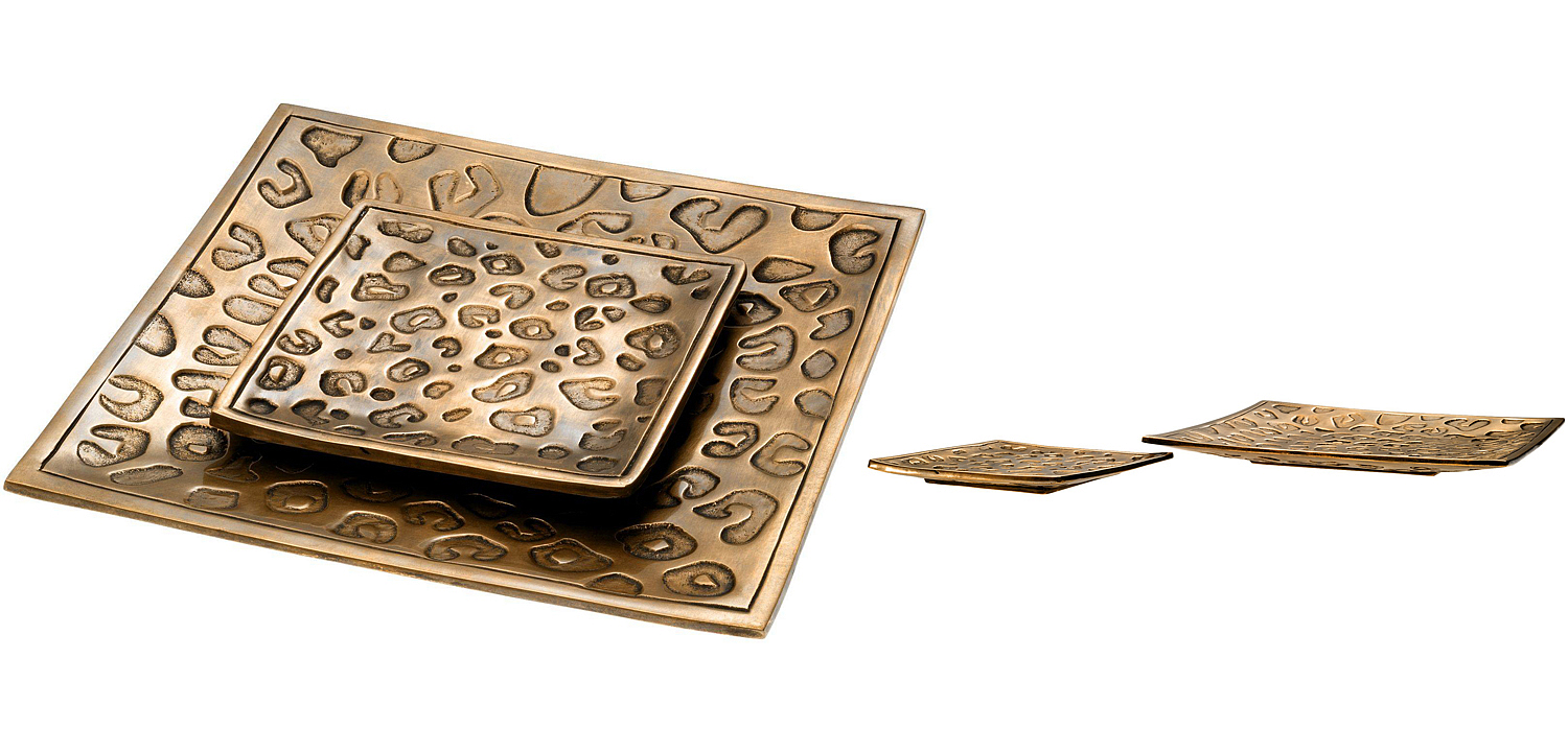 Комплект подносов Eichholtz Tray Jaguar set of 2 Комплект подносов Eichholtz Tray Jaguar set of 2 - Loft-Concept в Саратове