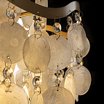 Люстра подвесная с белыми перламутровыми подвесками и изогнутыми золотистыми элементами Диаметр 50 см SHELL Chandelier варинант исполнения - 4 | Loft Concept в Саратове