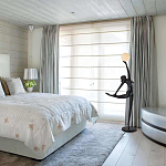 Торшер черная статуэтка Девушка Girl Carries Light Balls варинант исполнения - 3 | Loft Concept в Саратове