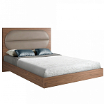 Кровать двуспальная с высоким изголовьем из дерева и подушек из экокожи Modern Look варинант исполнения - 1 | Loft Concept в Саратове