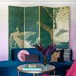 Обои ручная роспись в стиле Арт-деко Whistler Peacocks Original colourway on green painted silk варинант исполнения - 1 | Loft Concept в Саратове