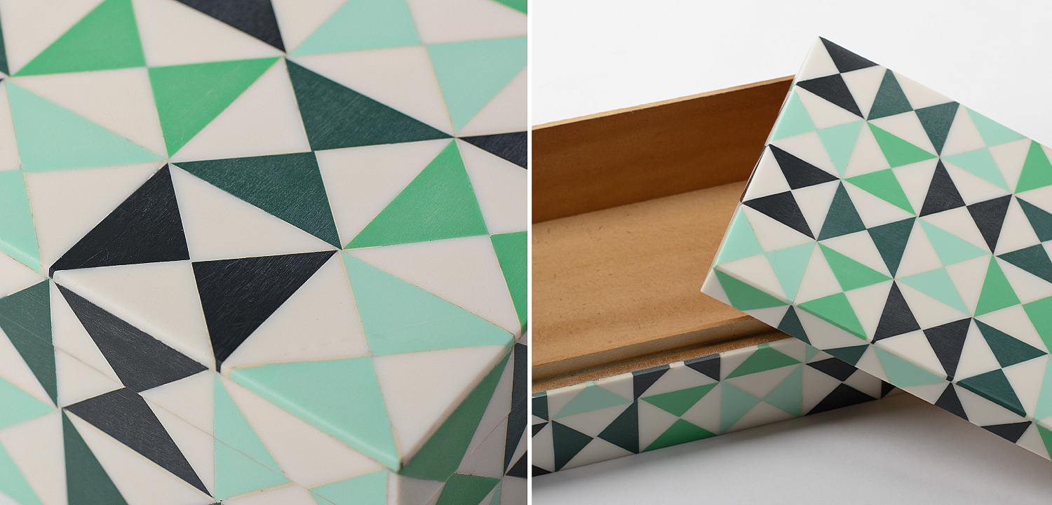 Шкатулка Small Triangles Green Bone Inlay Box Шкатулка Small Triangles Green Bone Inlay Box - Loft-Concept в Саратове