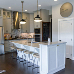 Подвесной светильник с круглым белым плафоном в индустриальном стиле Feiss варинант исполнения - 7 | Loft Concept в Саратове