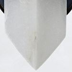 Бра черного цвета металлическое с вертикальным плафоном из алебстра Alora варинант исполнения - 3 | Loft Concept в Саратове