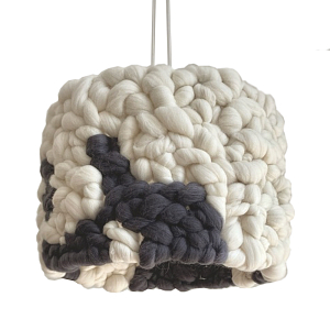 Светильник вязаный из шерсти Черно-белый