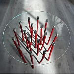 Дизайнерский журнальный стол с круглой прозрачной столешницей и основанием в виде красных металлических тросов Wires варинант исполнения - 1 | Loft Concept в Саратове