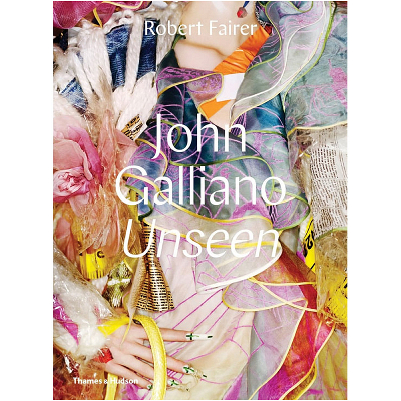 John Galliano: Unseen  в Саратове | Loft Concept 