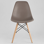 Пластиковый стул на ножках из массива бука Eames Cappuccino варинант исполнения - 3 | Loft Concept в Саратове