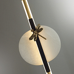 Подвесной светильник с шарообразным плафоном из алебастра и бронзовой декоративной стрекозой Alaris  варинант исполнения - 6 | Loft Concept в Саратове