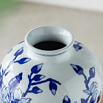 Ваза с бело-синей росписью и изображением цветов Blue & White Ornament варинант исполнения - 3 | Loft Concept в Саратове