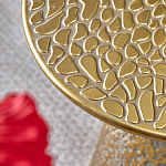 Журнальный столик с конусообразной основой и текстурной поверхностью золотого цвет Ethnic Metal варинант исполнения - 2 | Loft Concept в Саратове