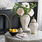 Ваза с золотыми полосами на белом фоне Chinoiserie Ceramics варинант исполнения - 3 | Loft Concept в Саратове