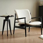 Кресло с каркасом и ножками из древесины и мягкими сиденьем и спинкой Venice варинант исполнения - 1 | Loft Concept в Саратове