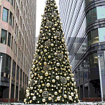 Уличная Новогодняя Ель с золотыми шарами и звездой на вершине в комплекте варинант исполнения - 1 | Loft Concept в Саратове