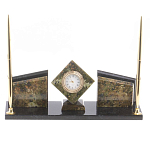 Настольный канцелярский набор из змеевика и офиокальцита с визитницами и часами Successful Leader варинант исполнения - 1 | Loft Concept в Саратове