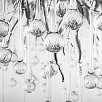 Люстра подвесная с прозрачными стеклянными подвесками в форме капель Диаметр 60 см Droplet Chandelier варинант исполнения - 16 | Loft Concept в Саратове