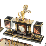 Настольный письменный набор из яшмы и долерита с декором в виде коня Manager Organizer варинант исполнения - 2 | Loft Concept в Саратове