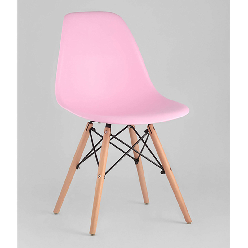 Пластиковый стул на ножках из массива бука Eames Pink Розовый Древесина в Саратове | Loft Concept 