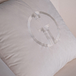 Кресло велюровое оттенка слоновой кости с простроченной спинкой Perfect Comfort варинант исполнения - 2 | Loft Concept в Саратове