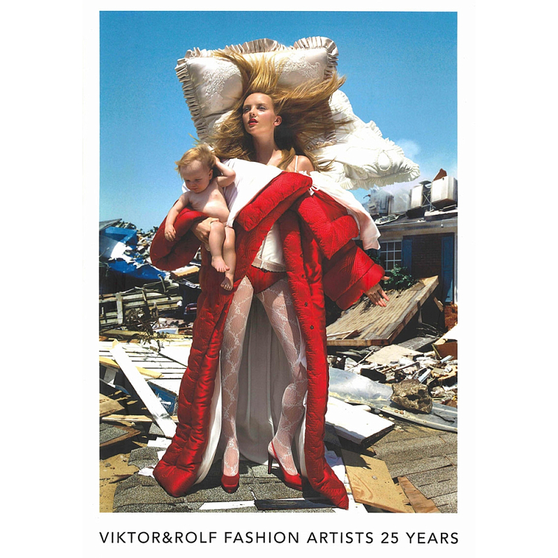 Книга Viktor & Rolf: Fashion Artists 25 Years Книга Viktor & Rolf: Fashion Artists 25 Years в Саратове | Loft Concept