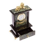 Часы настольные с декором в виде льва из натурального камня Нефрит Lion Stone Clock варинант исполнения - 3 | Loft Concept в Саратове