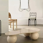 Дизайнерский журнальный стол с изогнутой столешницей на круглых ножках Rigilyr варинант исполнения - 2 | Loft Concept в Саратове