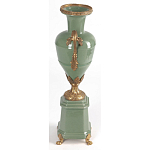 Ваза зеленого цвета из фарфора на высокой подставке с бронзовыми ручками Eden Garden porcelain and bronze варинант исполнения - 3 | Loft Concept в Саратове