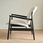 Кресло с каркасом и ножками из древесины и мягкими сиденьем и спинкой Venice варинант исполнения - 4 | Loft Concept в Саратове