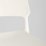 Пластиковый стул на ножках из массива бука Ferret White варинант исполнения - 9 | Loft Concept в Саратове