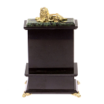 Часы настольные с декором в виде льва из натурального камня Нефрит Lion Stone Clock варинант исполнения - 4 | Loft Concept в Саратове