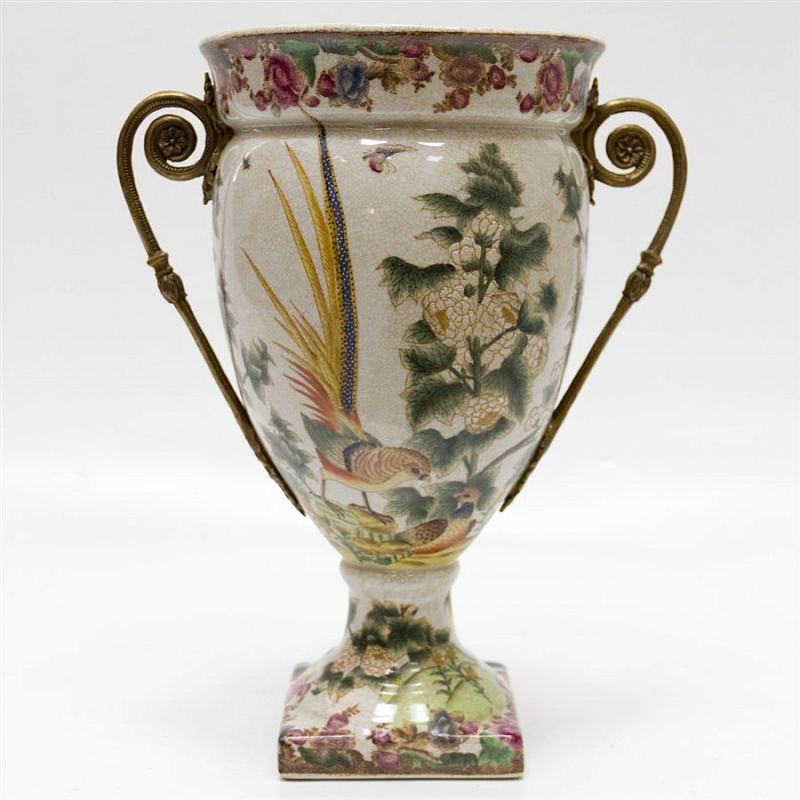 Фарфоровая ваза Cup Vase Бежевый Бронза Фарфоровая ваза Cup Vase Бежевый Бронза в Саратове | Loft Concept