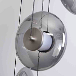 Люстра каскадная с 5-ю круглыми стеклянными плафонами дымчатого цвета и черными деталями Orbit Serenade варинант исполнения - 2 | Loft Concept в Саратове