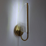 Бра с изогнутым рельефным плафоном Textured Glass варинант исполнения - 2 | Loft Concept в Саратове