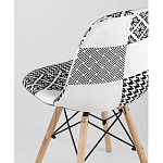 Пластиковый стул на ножках из массива бука Eames Черно-Белый Пэчворк варинант исполнения - 3 | Loft Concept в Саратове