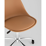 Офисный стул на металлическом основании EGGERY Brown пластик варинант исполнения - 2 | Loft Concept в Саратове